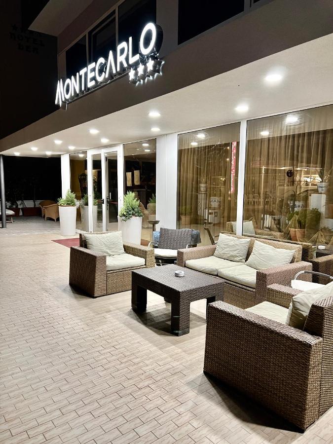 Hotel B&B Montecarlo Milano Marittima Exterior photo